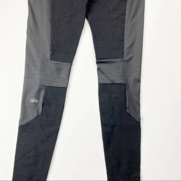 Alo Yoga Black Leggings Workout Pants Yoga Athleisure Womens Small - Picture 7 of 13